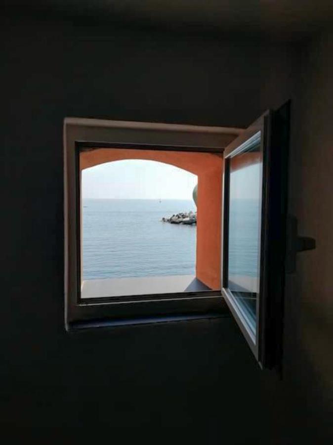Casa Sulla Spiaggia Di Boccadasse Génova Exterior foto