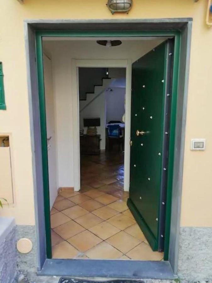 Casa Sulla Spiaggia Di Boccadasse Génova Exterior foto